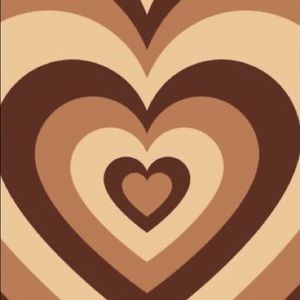 Meet your Posher, Chloe